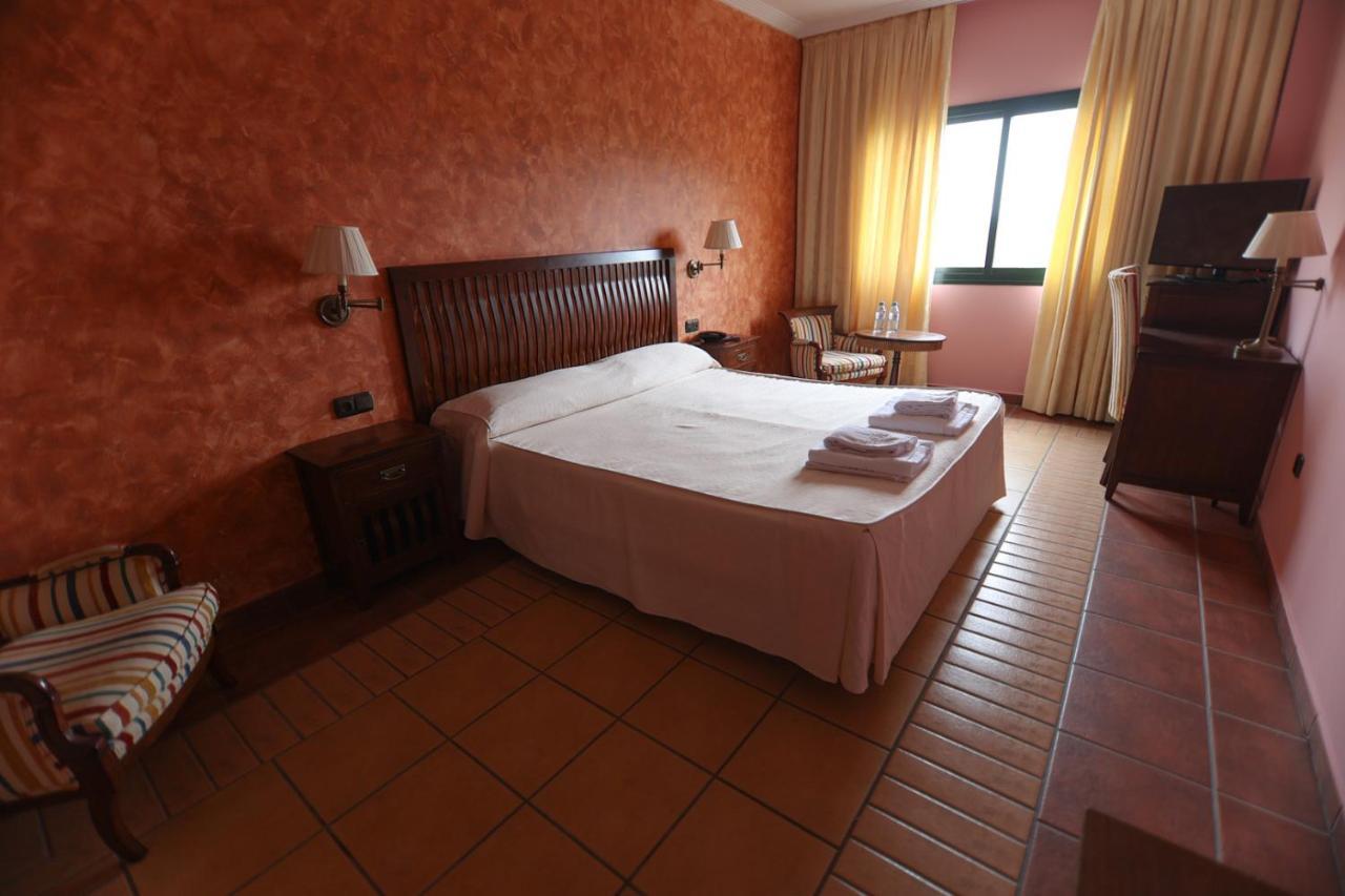 Hotel Corazón del Jerte Plasencia Exterior foto