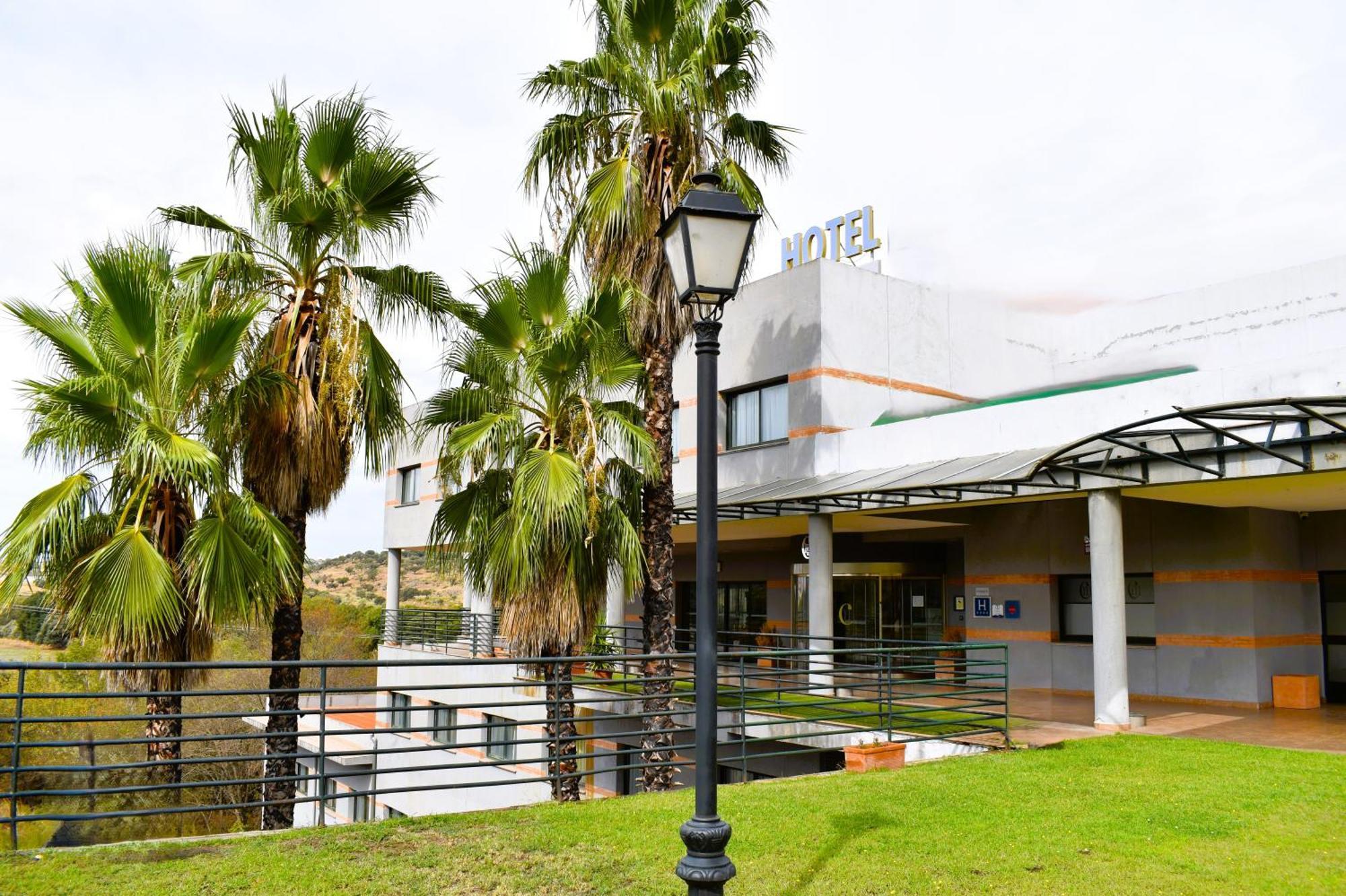 Hotel Corazón del Jerte Plasencia Exterior foto